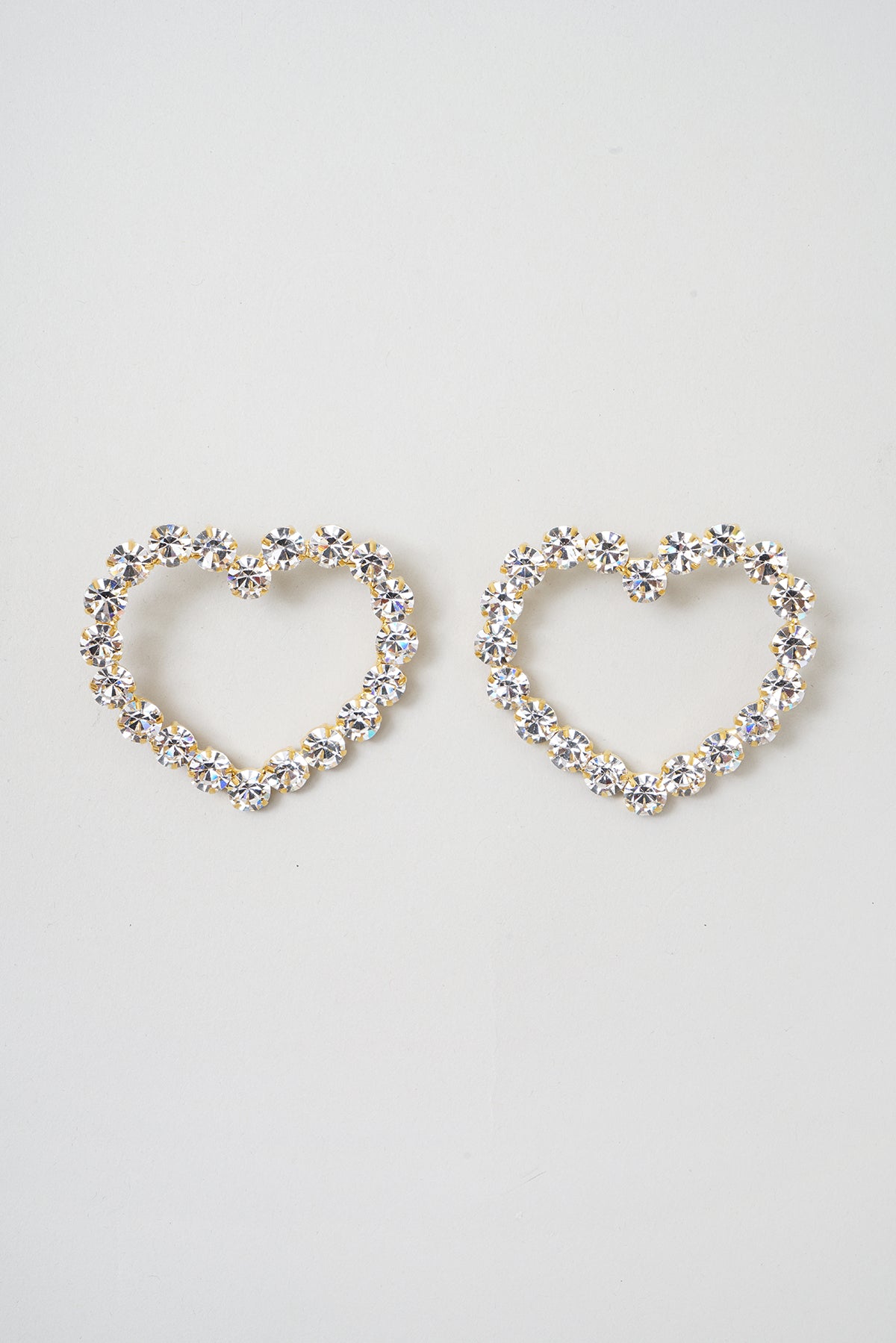 THE NUANCES HEART EARRINGS